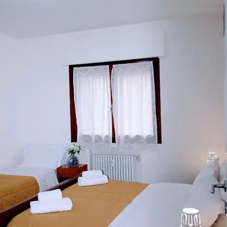 Rosa Garden 3* Mestre