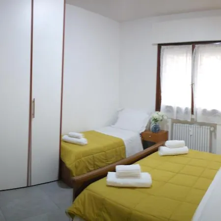 Rosa Garden 3* Μέστρε