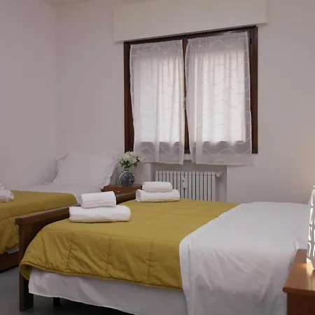 Rosa Garden 3* Μέστρε